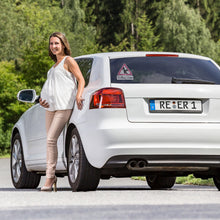 Cargar imagen en el visor de la galería, Letrero “Mamá a Bordo” | REER