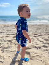 Cargar imagen en el visor de la galería, Zapatos Antideslizantes - Baby Whale