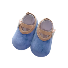 Cargar imagen en el visor de la galería, Zapatos antideslizantes color entero - Azul