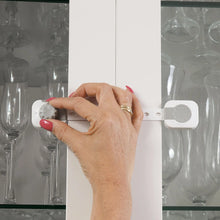 Cargar imagen en el visor de la galería, Set de 2 Cierres Protectores Multiusos Twist&Lock | Dreambaby