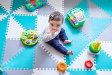 Cargar imagen en el visor de la galería, Pisos de Goma EVA en forma de Triángulo - TURQUESA