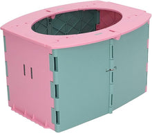 Cargar imagen en el visor de la galería, Inodoro portátil plegable para niños - Rosado/Verde | The Baby Spot
