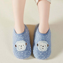 Cargar imagen en el visor de la galería, Pantuflas para Bebes Oveja - Celeste
