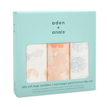Cargar imagen en el visor de la galería, Set de 3 Mantas de Muselina de Bambú – Koi Pond | Aden + Anais
